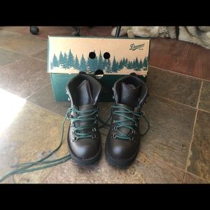 Danner Mountain Light 5” boots